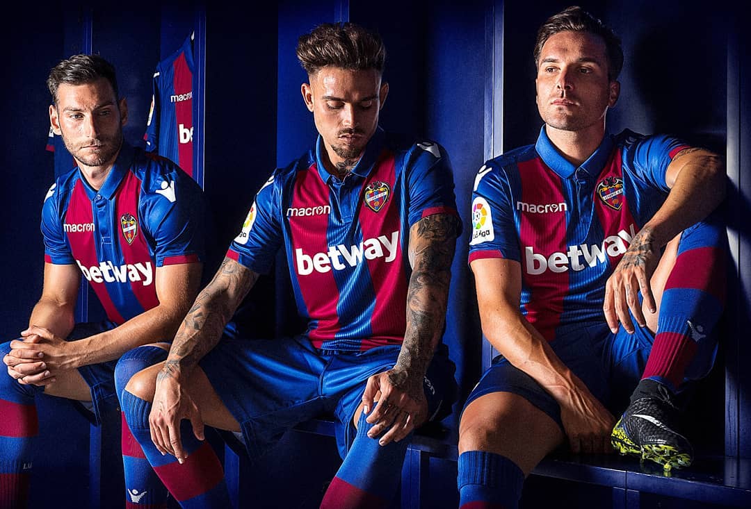 爱游戏新闻-关于莱万特B主场战平，稳固中游位置的信息