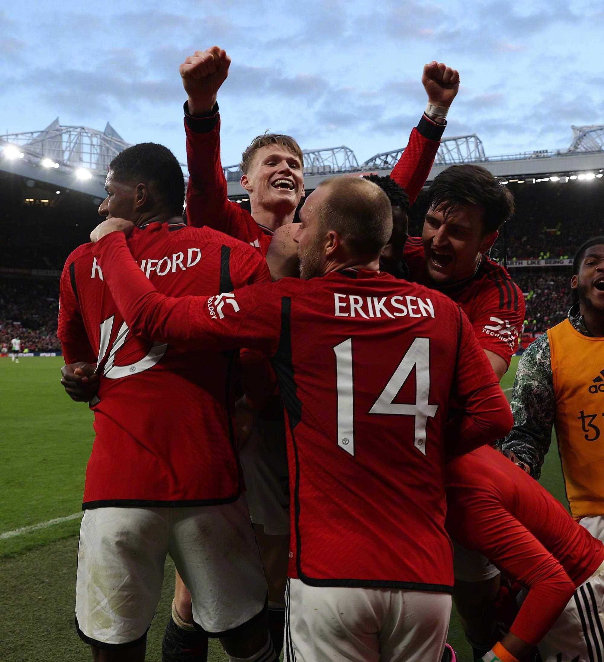 爱游戏下载-曼联主场优势明显,球迷期待逆转奇迹的简单介绍