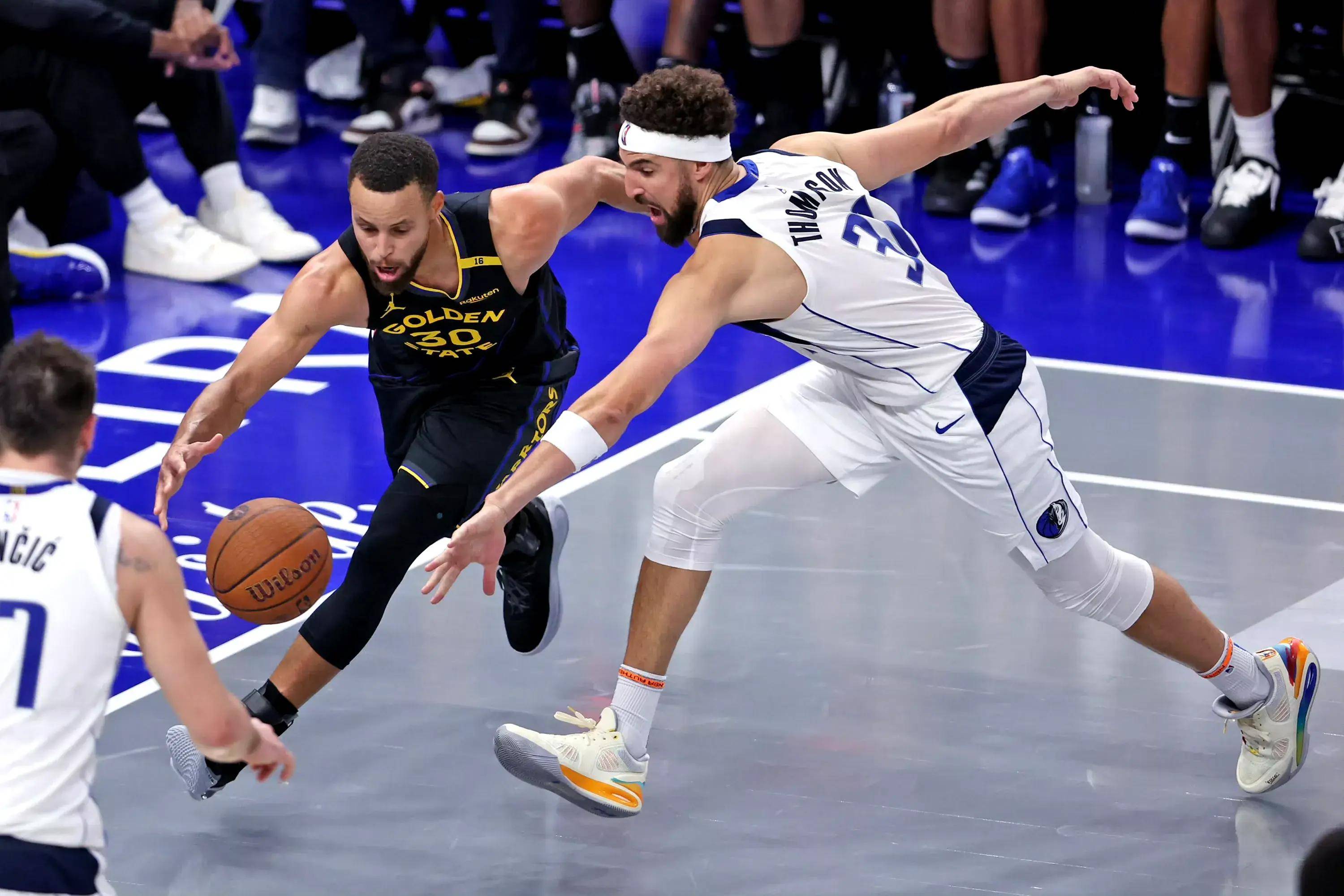 爱游戏官网登录网址-关于独行侠后场狂轰40+,轻松擒下篮网,终结连败的信息