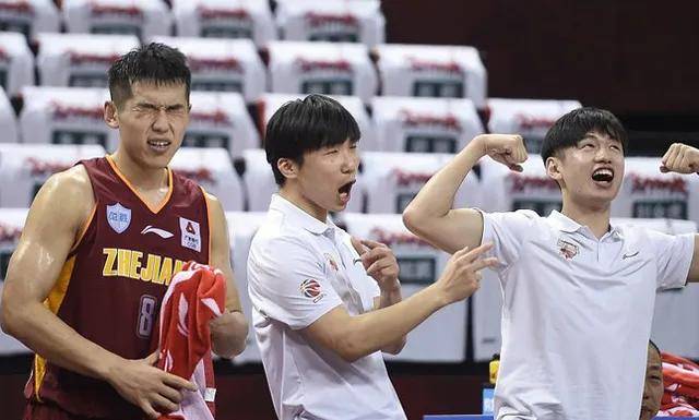 爱游戏课程-浙江男篮遭遇惨败,反思比赛中的问题