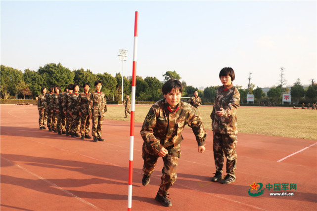 爱游戏竞技-阿曼队伍备战重要比赛,实现自我突破