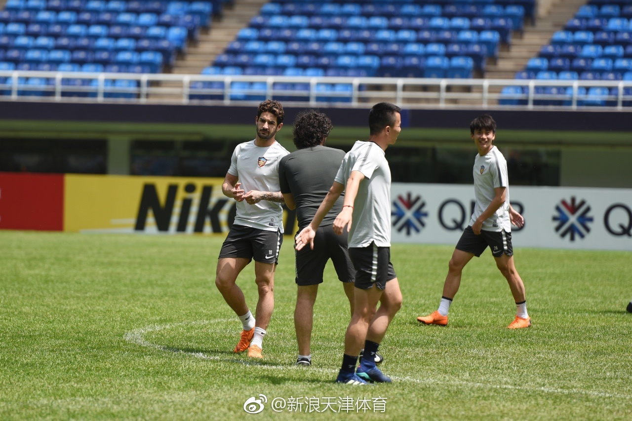 爱游戏下载-包含江苏队士气高涨,马不停蹄迎战广东队的词条