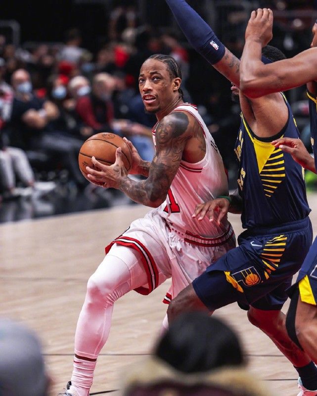 爱游戏入口-黑马球队挑战强手，反客为主夺冠