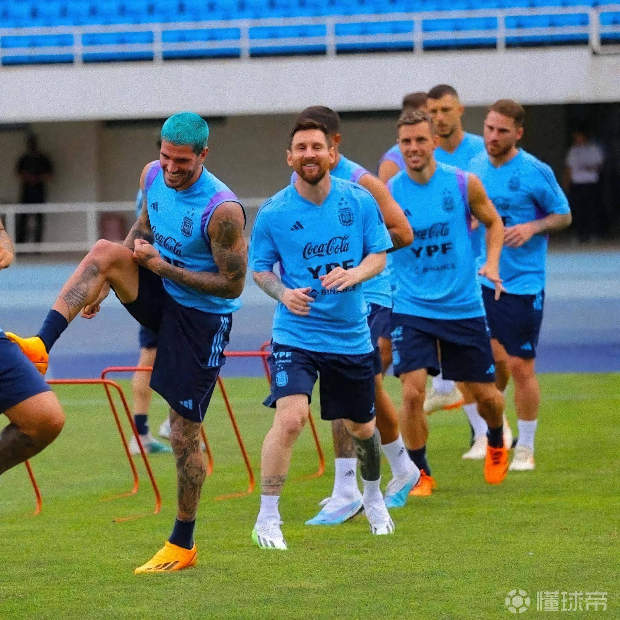 阿根廷队积极备战，全力以赴的简单介绍
