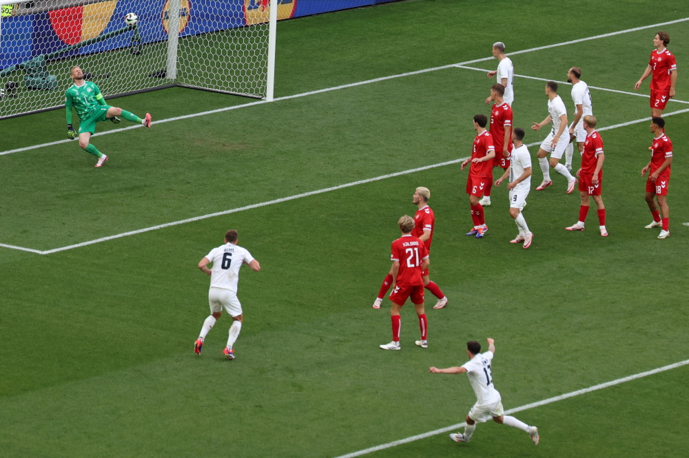 爱游戏网页版入口-关于瑞典-战平斯洛文尼亚毫诉入球的信息